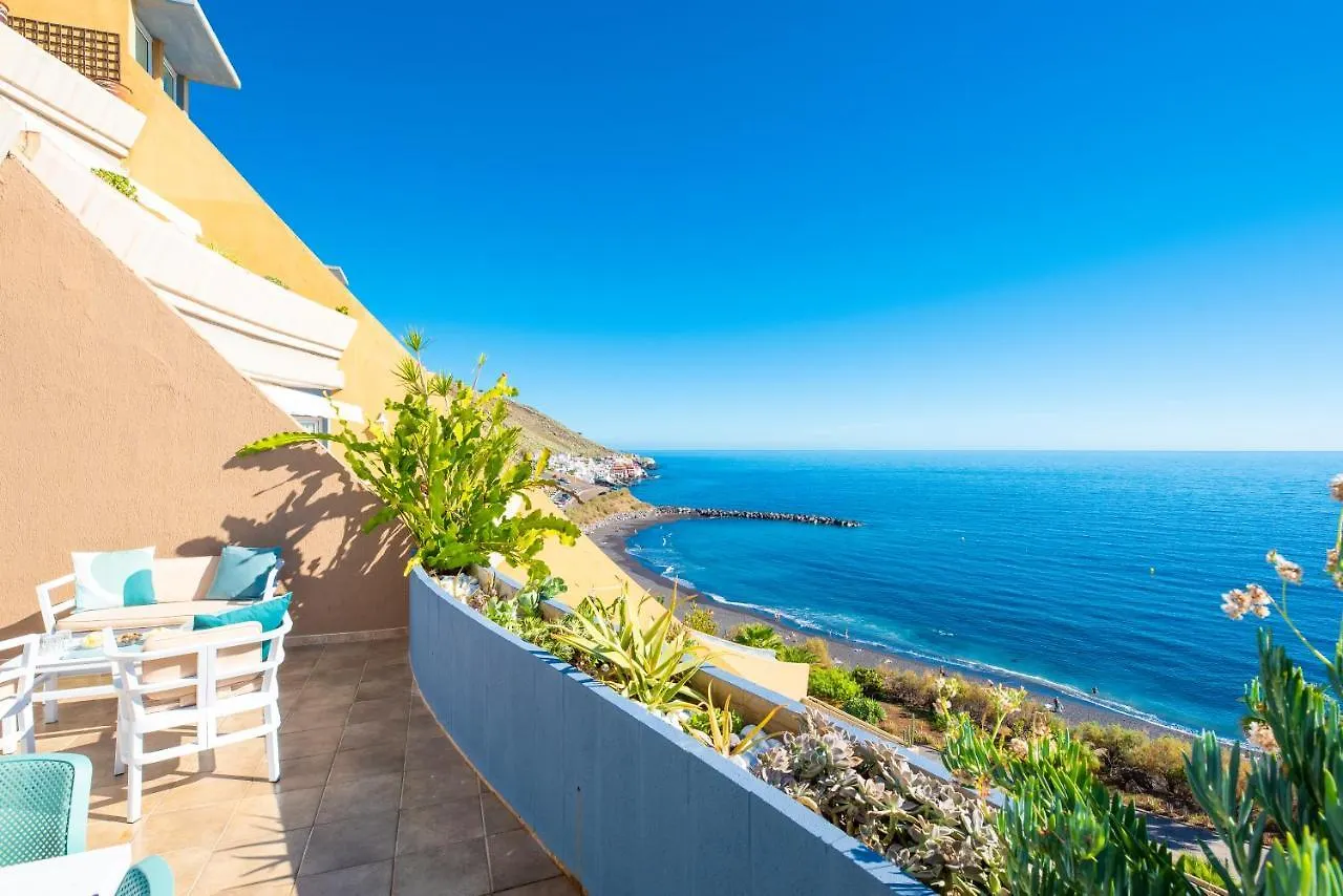 La Nea Beach Apartment Radazul 0*,