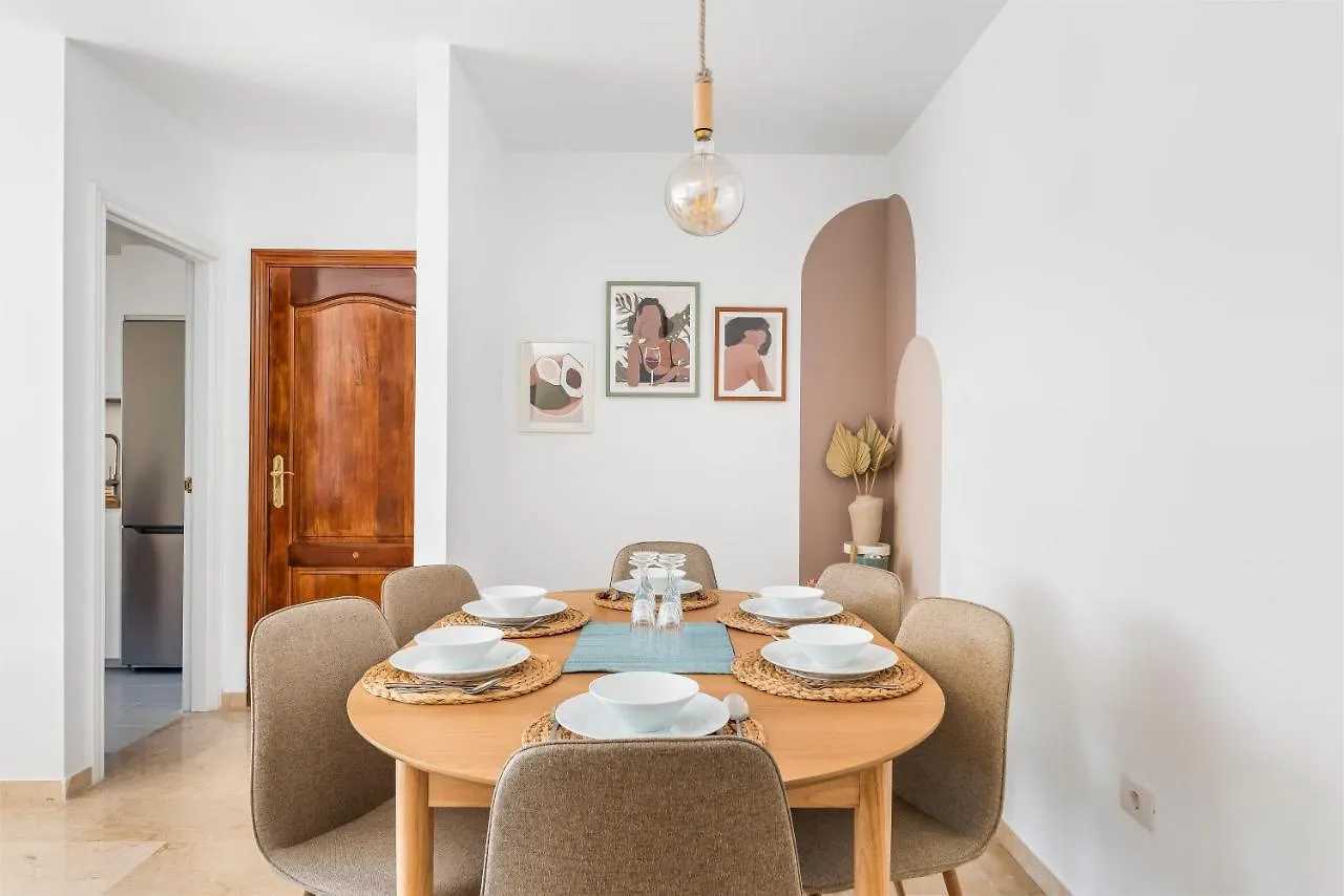 La Nea Beach Apartment Radazul 0*,  إسبانيا